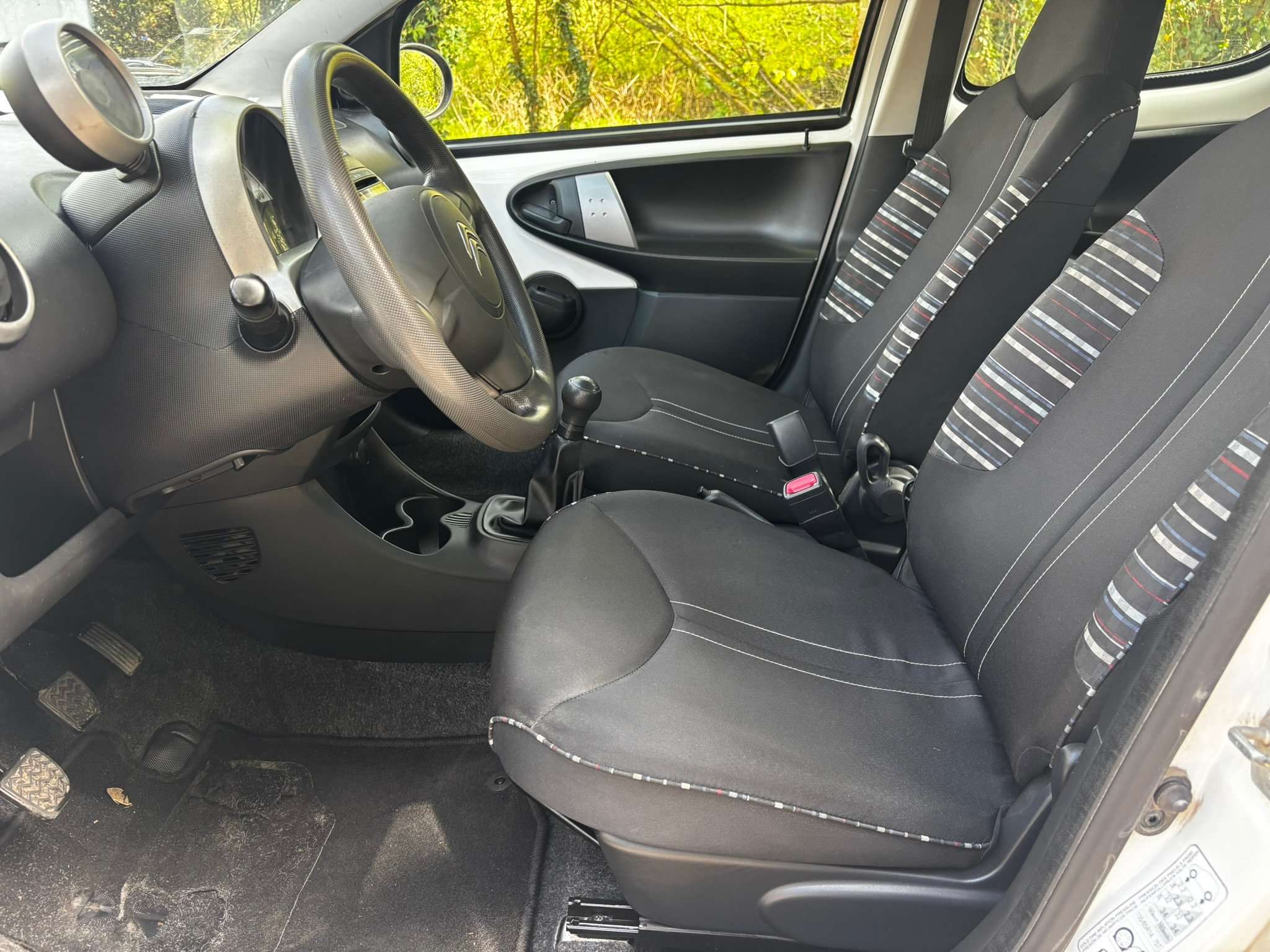 Citroen C1 1.0i 68cv/RADIO/CD/V.E/V.C/GARANTIE 1AN