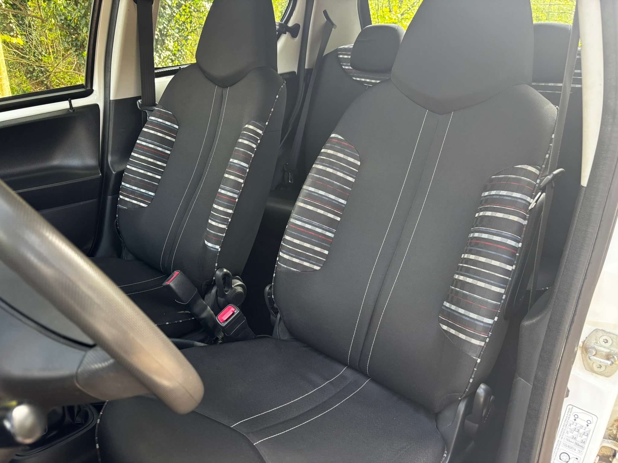 Citroen C1 1.0i 68cv/RADIO/CD/V.E/V.C/GARANTIE 1AN