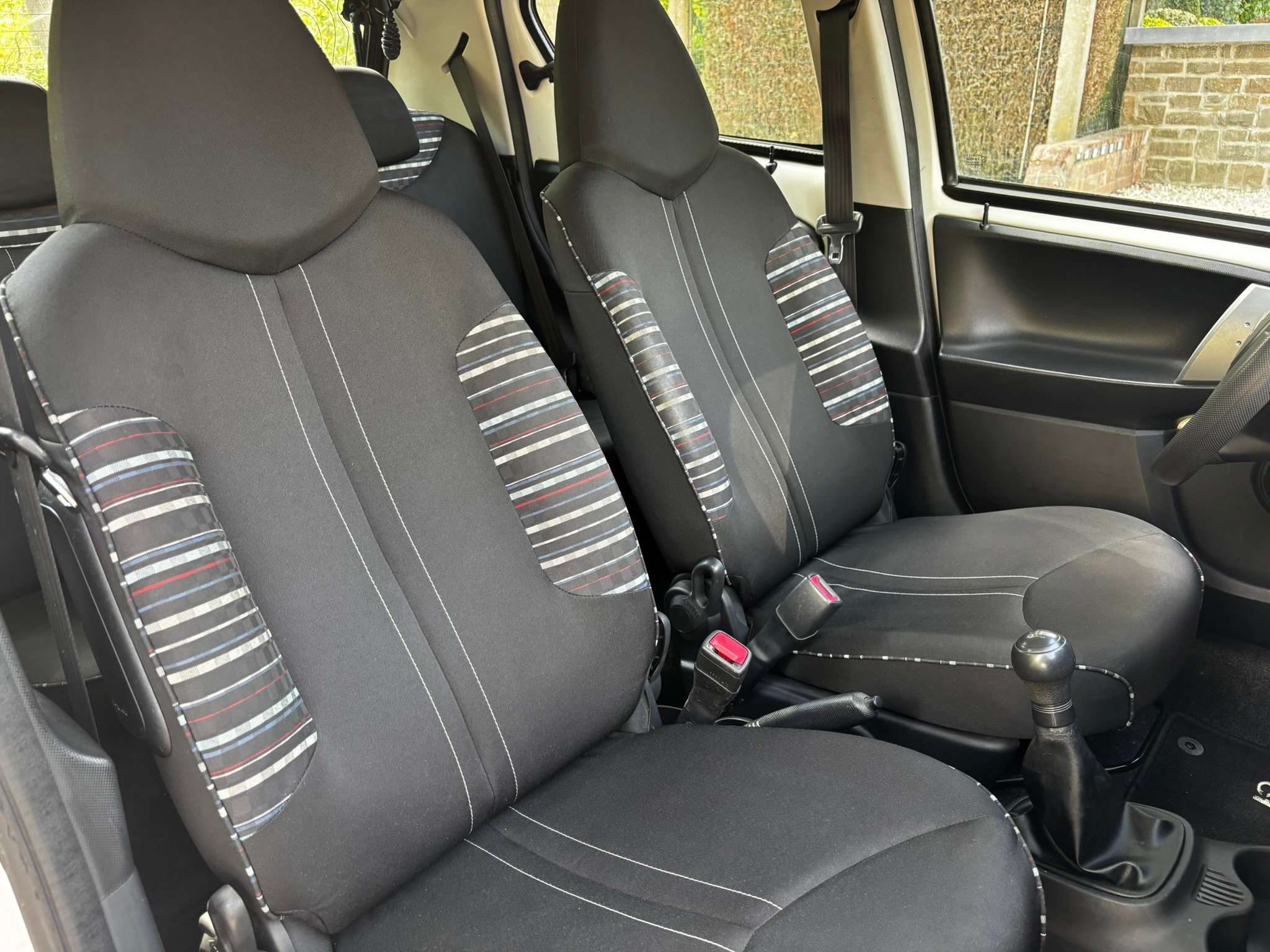 Citroen C1 1.0i 68cv/RADIO/CD/V.E/V.C/GARANTIE 1AN