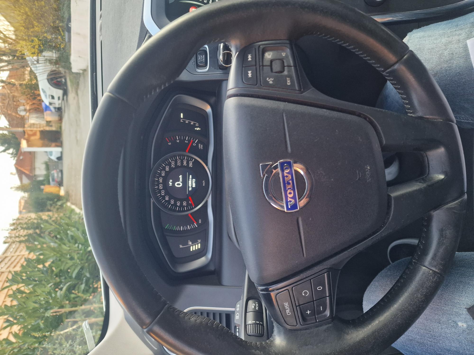 Volvo Xc60 (2) D3 150 KINETIC GEARTRONIC