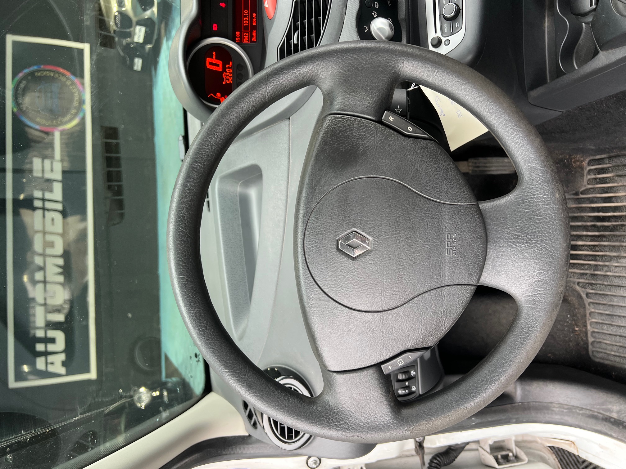 Renault Twingo III (2) 1.0 SCE 75 ZEN