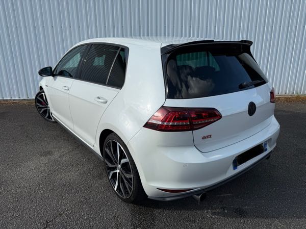 Volkswagen Golf VII 2.0 TSI 230 BLUEMOTION TECHNOLOGY GTI PERFORMANCE 5P