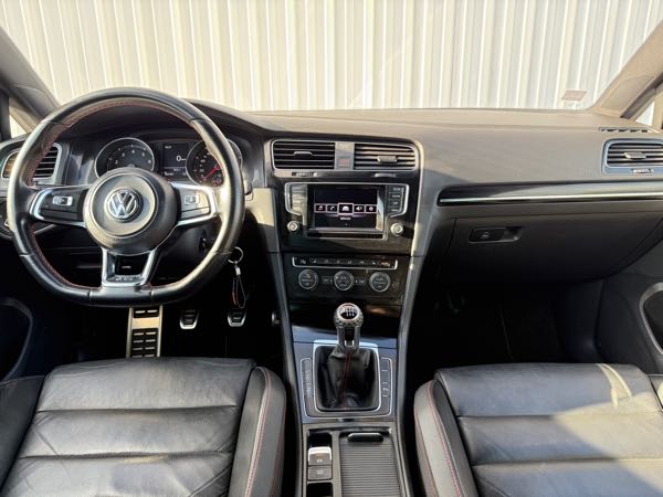 Volkswagen Golf VII 2.0 TSI 230 BLUEMOTION TECHNOLOGY GTI PERFORMANCE 5P