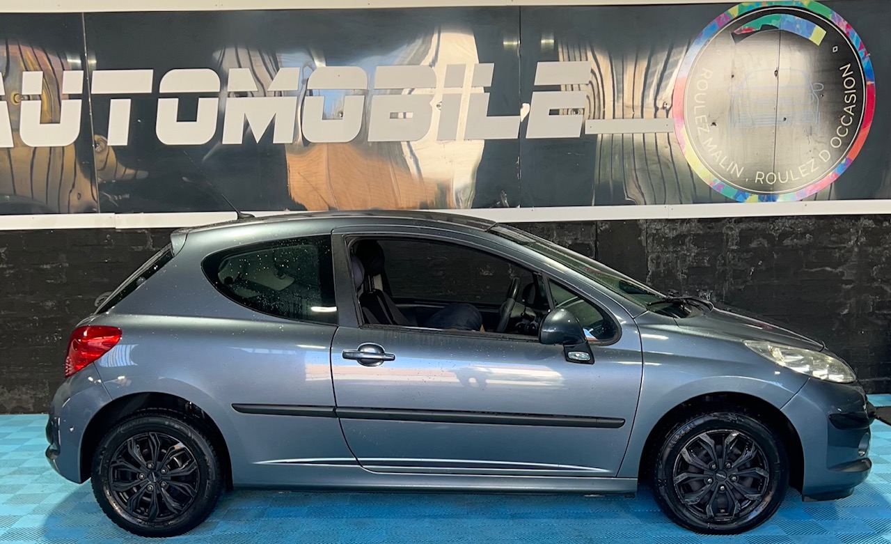 Peugeot 207 1.4 75 STYLE 3P