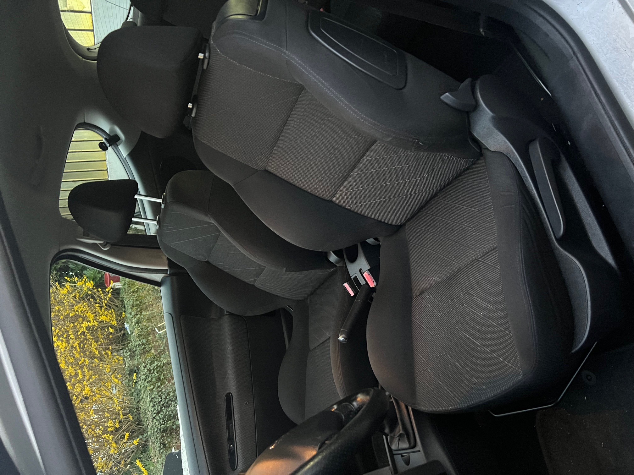 Peugeot 207 (2) 1.6 VTI 120 PREMIUM 3P