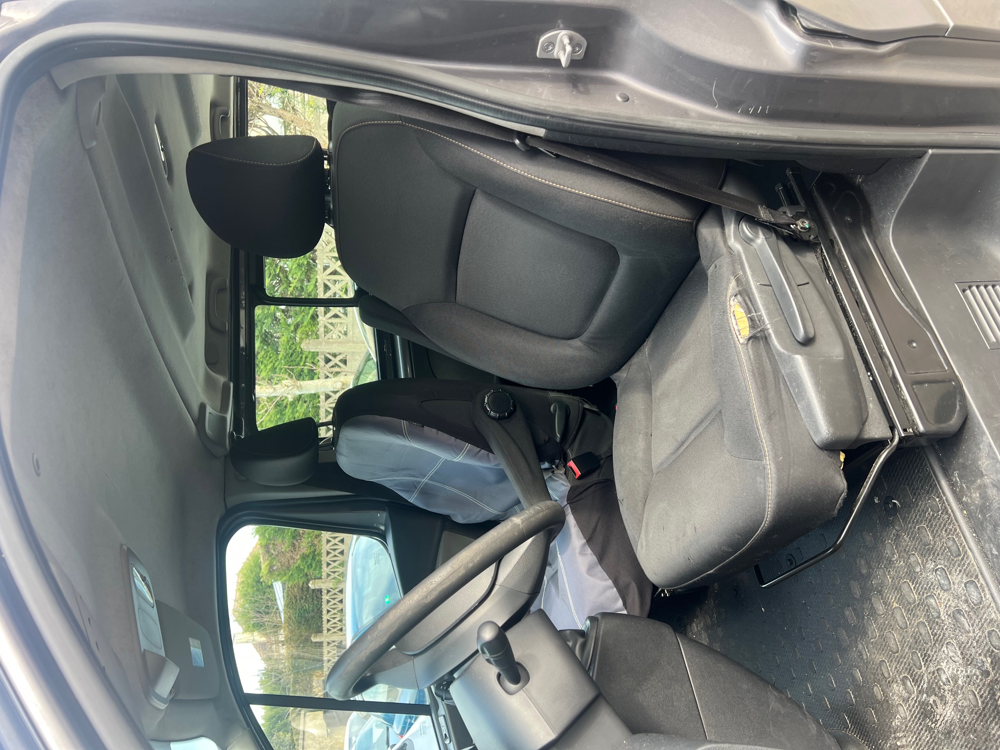 Renault Trafic III (3) 2.0 FOURGON L2H1 3000 KG BLUE DCI 130 CONFORT