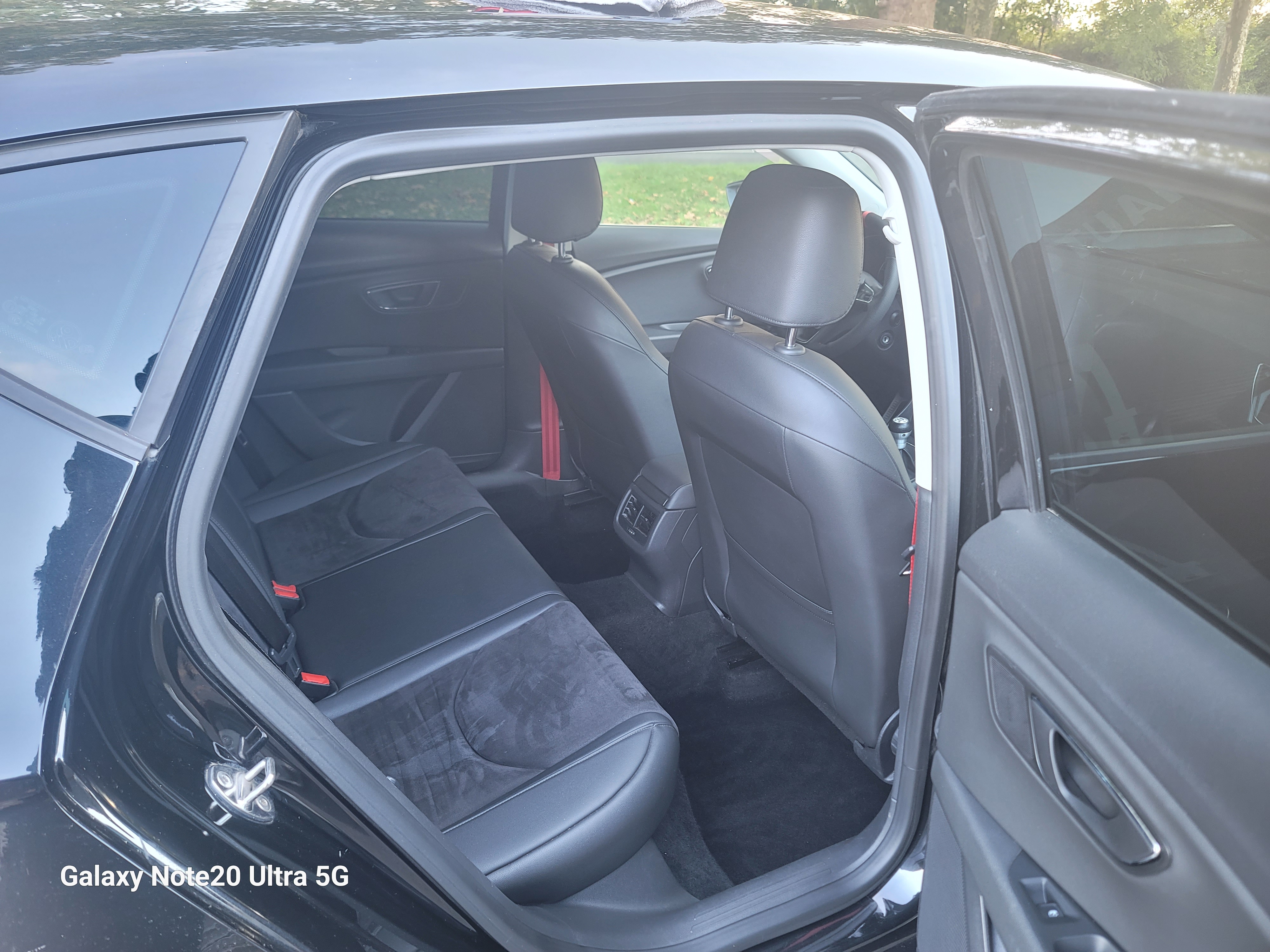 Seat Leon III SC 1.6 TDI 110 S&amp;S CONNECT