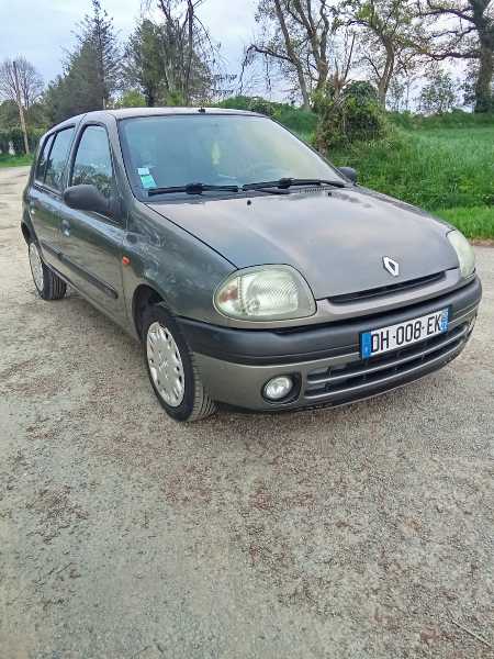 Renault Clio renault clio C.T neuf