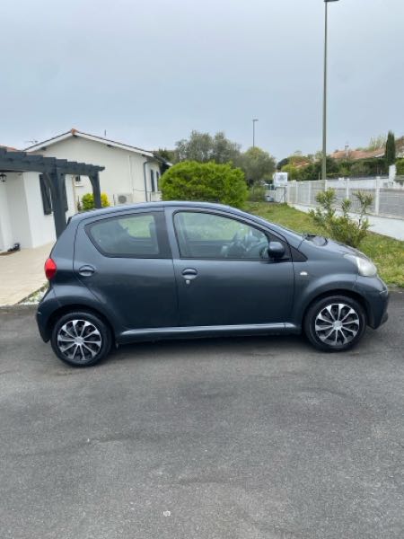 Toyota Aygo (2) 1.0 VVT-I ACTIVE 5P