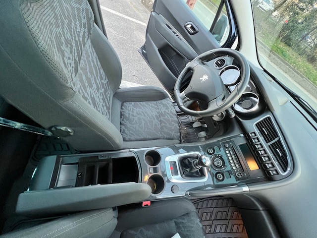Peugeot 3008 1.6 THP 156 ALLURE