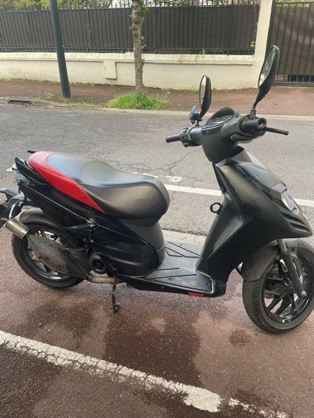 APRILIA SR