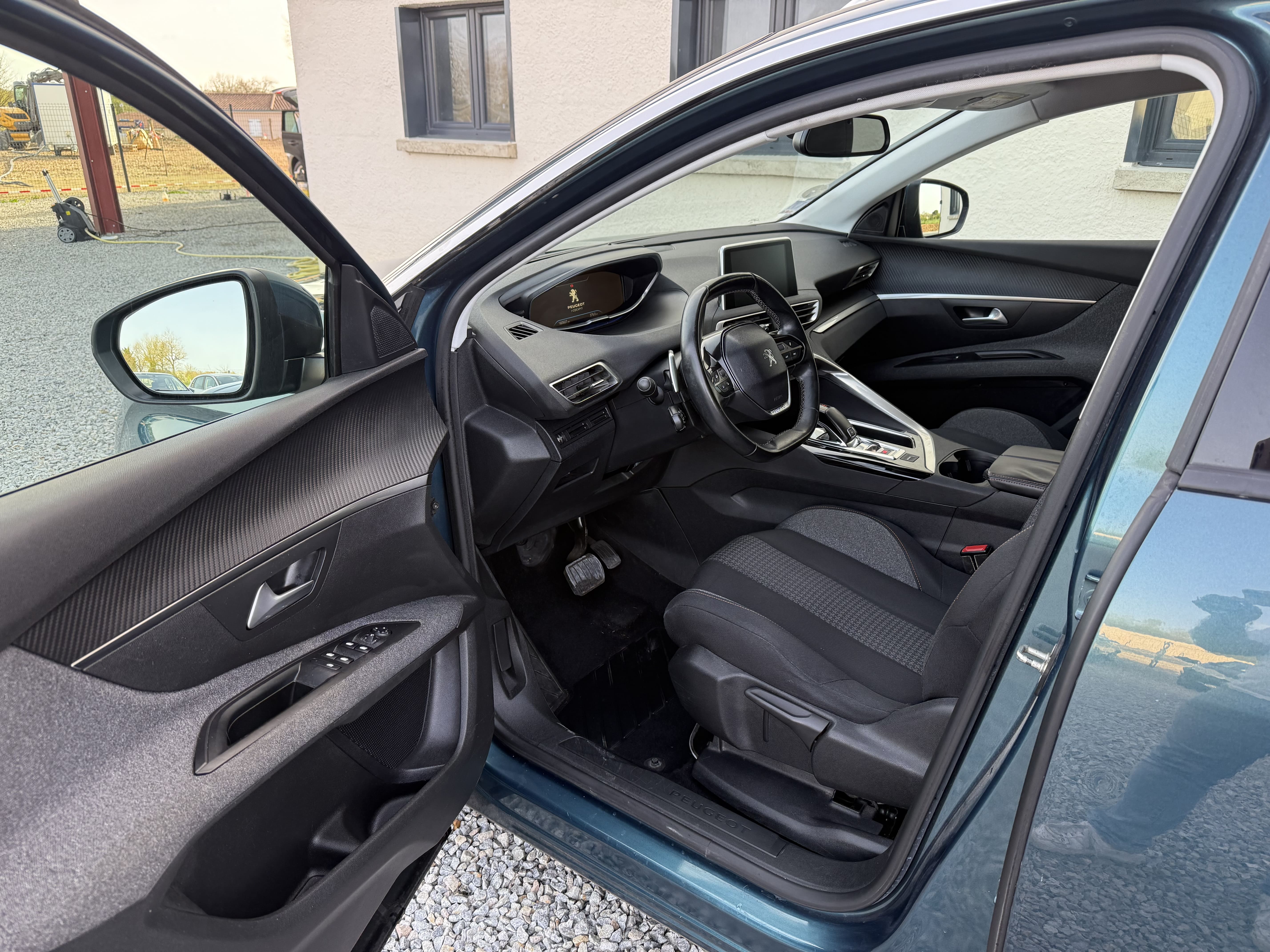 Peugeot 5008 (2) 1.6 BLUEHDI 120 S&amp;S ALLURE EAT6 7PL