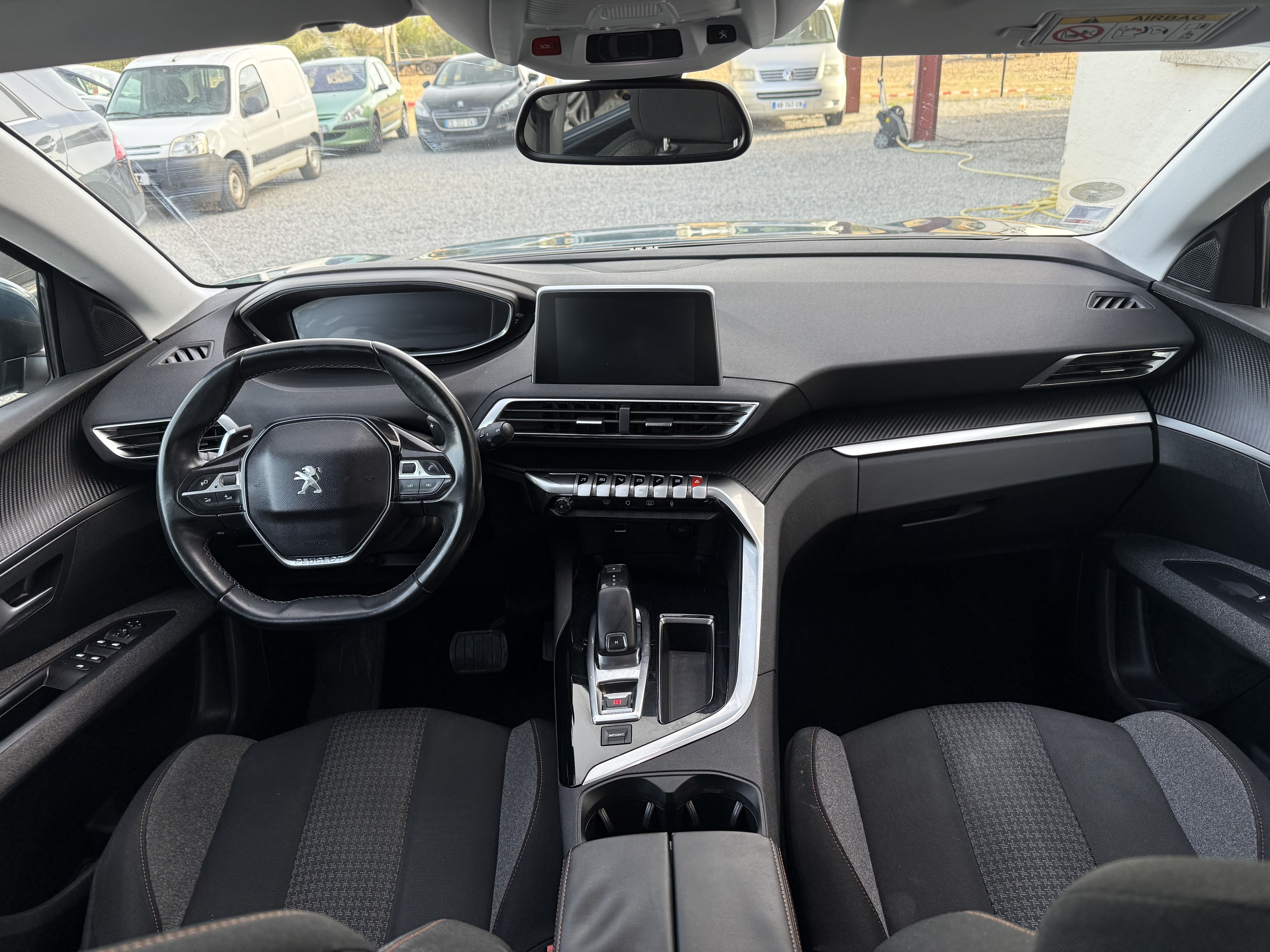 Peugeot 5008 (2) 1.6 BLUEHDI 120 ACCESS BUSINESS EAT6 7PL