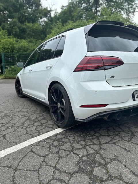 Volkswagen Golf VII (2) 2.0 TSI 310 BLUEMOTION TECHNOLOGY R 4MOTION DSG7 3P