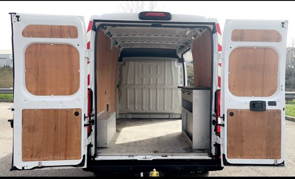 Citroen Jumper II (2) 33 L2H2 BLUEHDI 140 S&amp;S BVM6 CONTROL