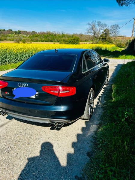 Audi A4 IV (2) V6 3.0 TFSI 272 S LINE QUATTRO S TRONIC