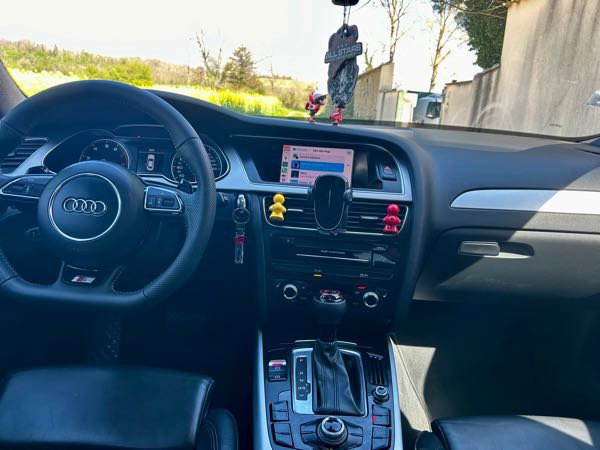 Audi A4 IV (2) V6 3.0 TFSI 272 S LINE QUATTRO S TRONIC