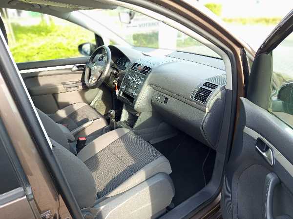 Volkswagen Touran II 1.6 TDI 105 BLUEMOTION TECHNOLOGY