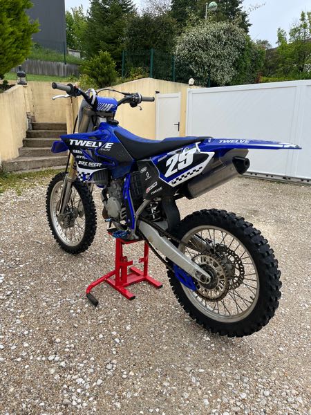 125 yz
