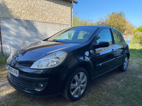 Renault Clio III 1.5 DCI 105 PRIVILEGE 5P