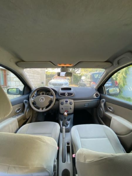 Renault Clio III 1.5 DCI 105 PRIVILEGE 5P