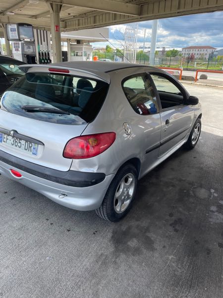 Peugeot 206 1.6 2000 5P