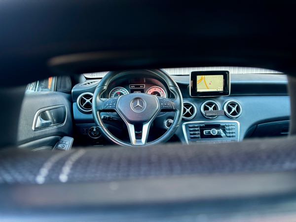 Mercedes-Benz Classe A III (2) 180 D BLUEEFFICIENCY EDITION INTUITION