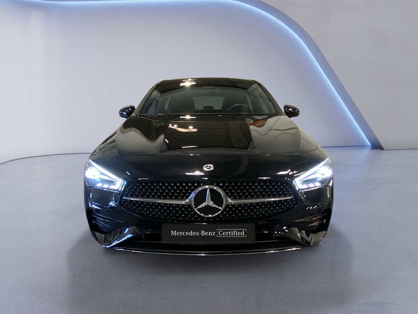 Mercedes-Benz CLA 180 Shooting Brake  AMG Line