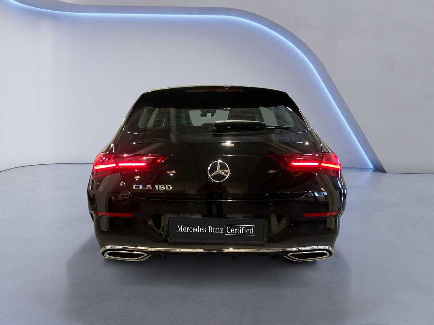 Mercedes-Benz CLA 180 Shooting Brake  AMG Line