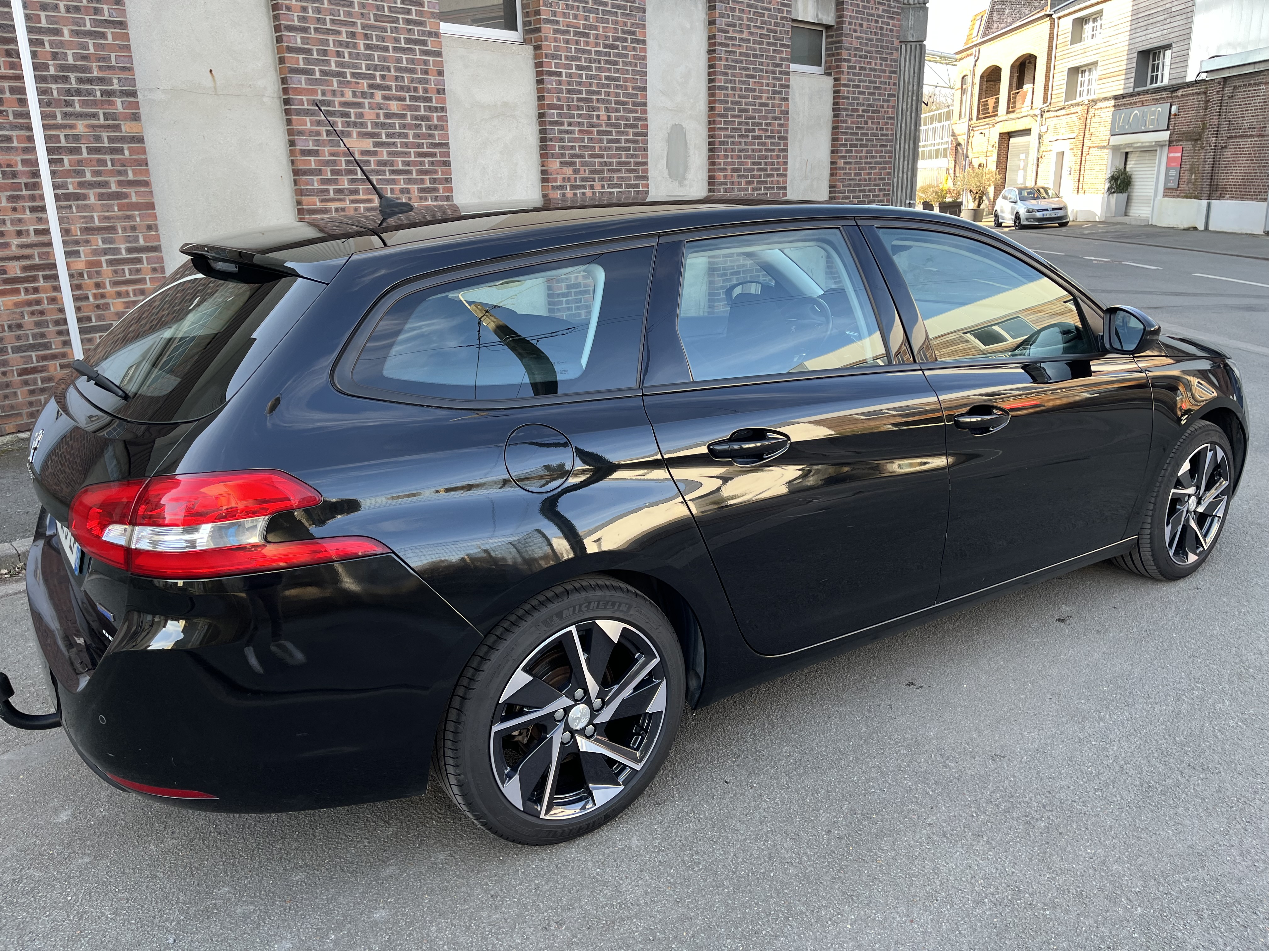 Peugeot 308 II (2) SW 1.5 BLUEHDI 100 S&amp;S ACTIVE PACK