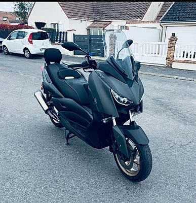 YAMAHA X-MAX TECH MAX