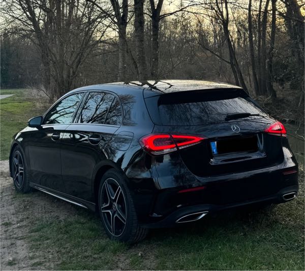 Mercedes-Benz Classe A CLASSE A 2.0L AMG LINE BVA8• CarPlay•LED•caméra•