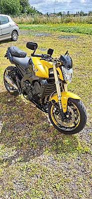 YAMAHA FZ1