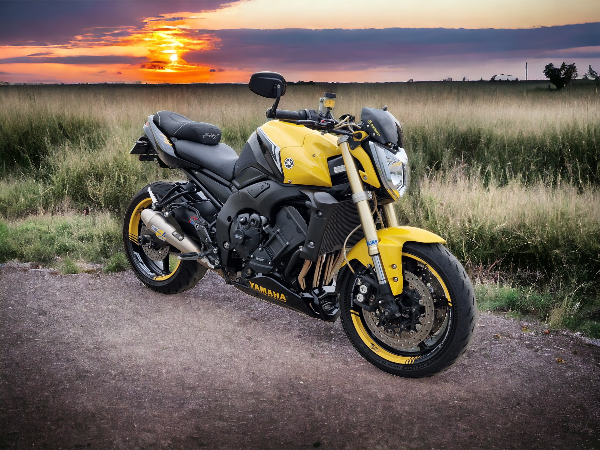 YAMAHA FZ1