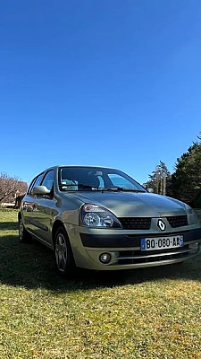 Renault Clio II (2) 1.5 DCI 80 CONFORT PACK CLIM DYNAMIQUE 5P