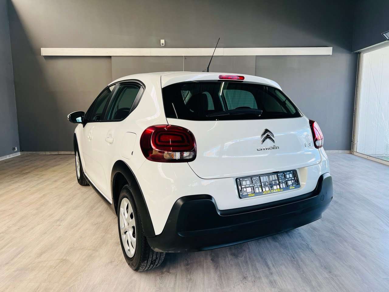Citroen C3 1.2i PureTech  *1 Jaar garantie *