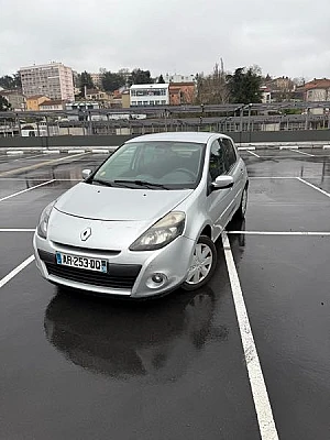 Renault Clio III (2) 1.5 DCI 85 EXPRESSION CLIM 5P