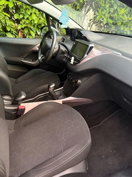 Peugeot 2008 (2) 1.2 PURETECH 82 STYLE