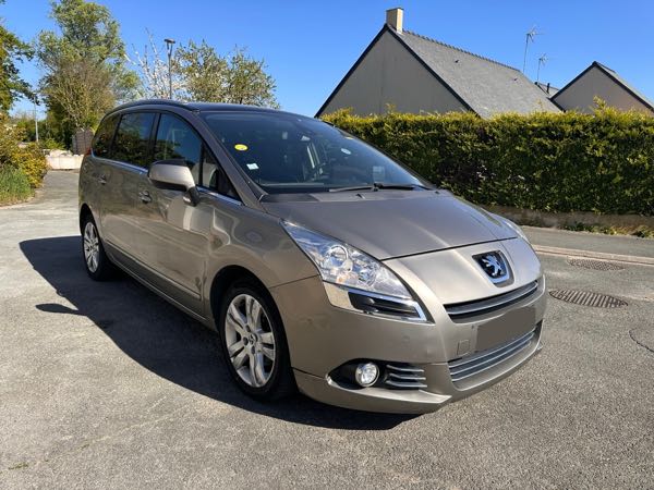 Peugeot 5008 2.0 HDI 163 FAP PREMIUM PACK BVA6 7PL