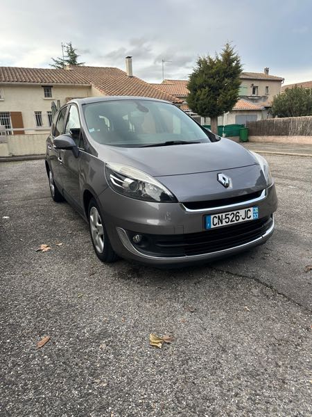 Renault Grand Espace Renault scenic 7 place diesel boîte auto entretien ok
