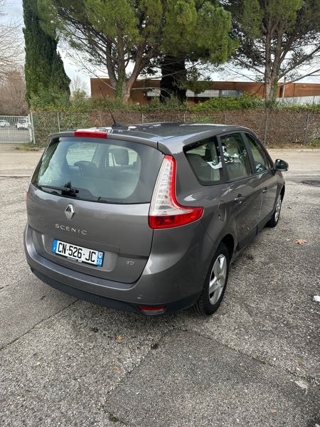 Renault Grand Espace Renault scenic 7 place diesel boîte auto entretien ok