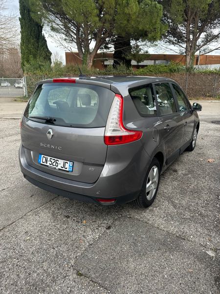 Renault Grand Espace Renault scenic 7 place diesel boîte auto entretien ok