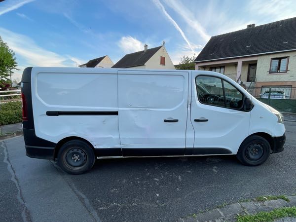 Renault Trafic III (2) CABINE APPROFONDIECF L1H1 1200 DCI 120 2PL