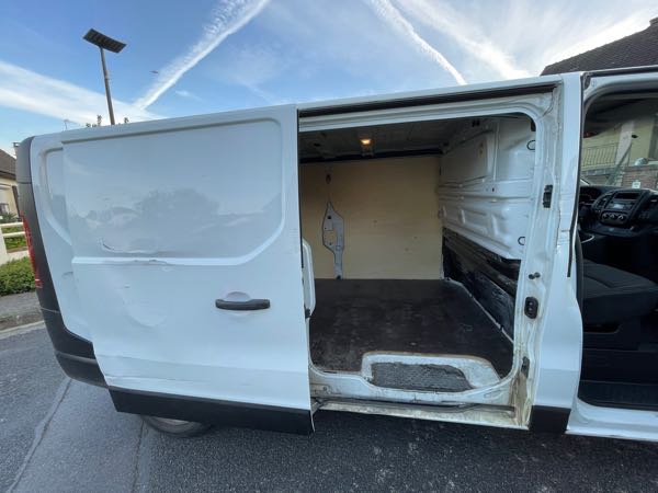 Renault Trafic III (2) CABINE APPROFONDIECF L1H1 1200 DCI 120 2PL
