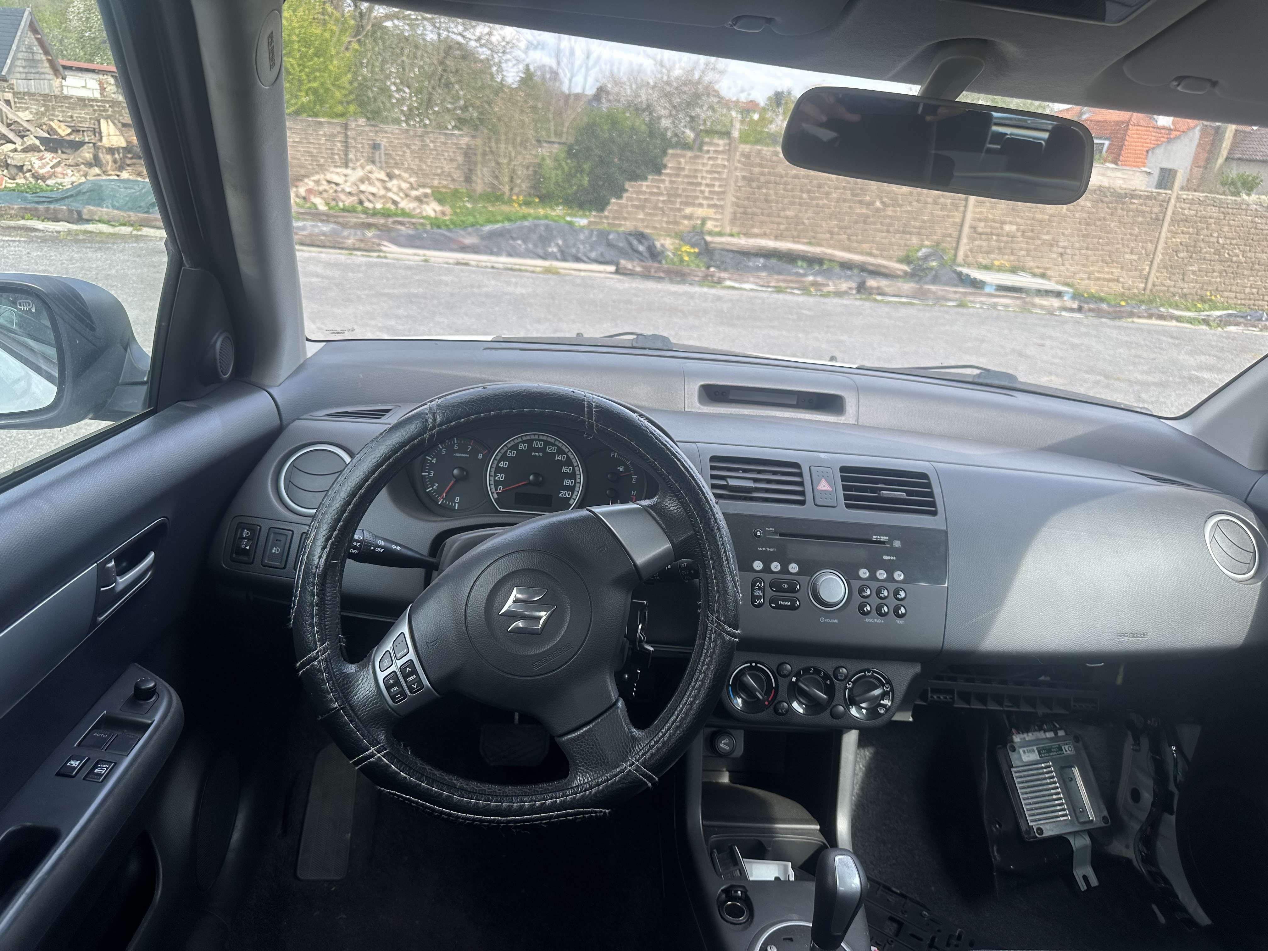 Suzuki Swift 1.3i problème embrayage