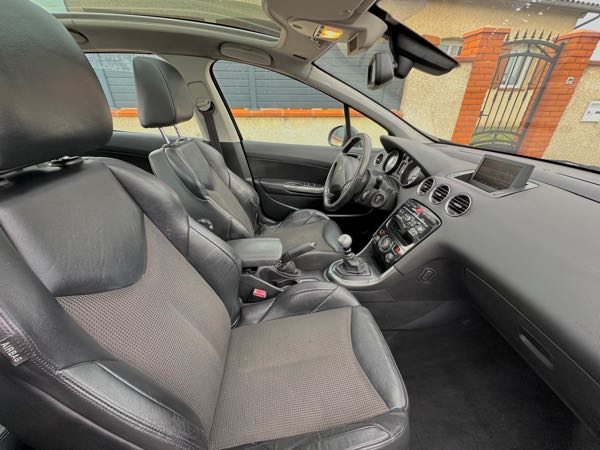 Peugeot 308 (2) 1.6 E-HDI 112 FAP FELINE BVM6 5P