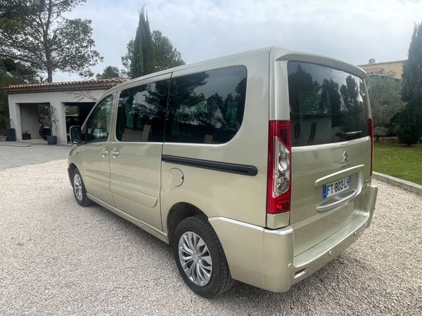 Citroen Jumpy monospace
