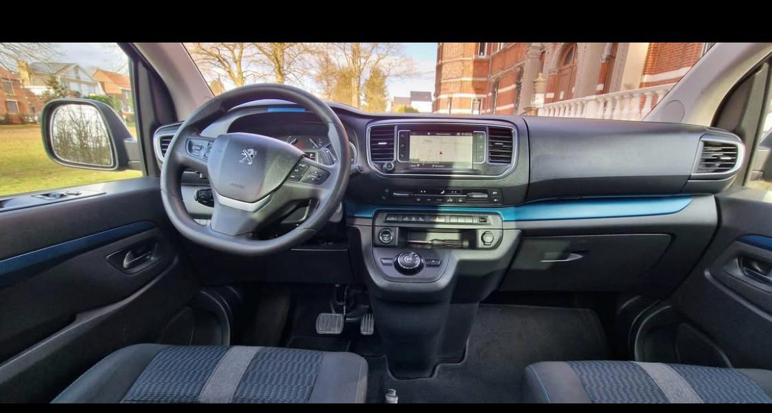 Peugeot Traveller 2.0 BLUEHDI 180 S&amp;S LONG BUSINESS VIP EAT6
