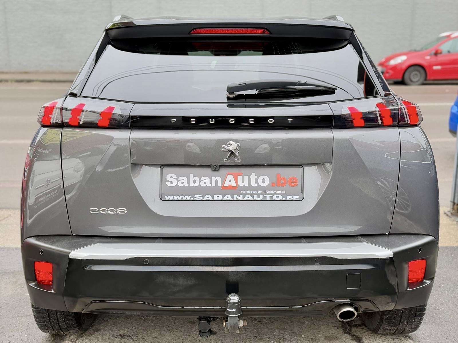 Peugeot 2008 1.5 BlueHDi • FULL LED • NAVI • CAMERA • C