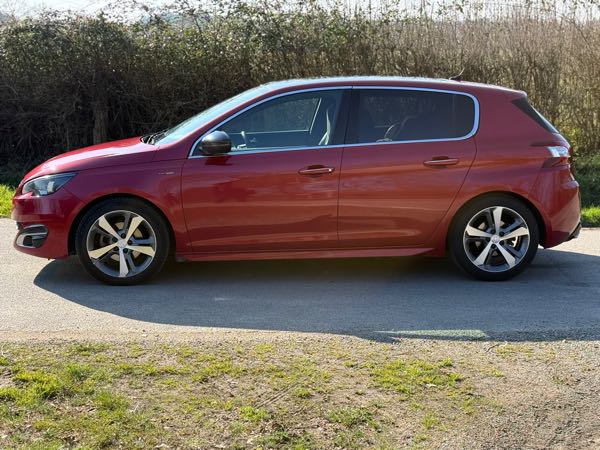 Peugeot 308 III 1.2 PURETECH 130 S&amp;S GT EAT8